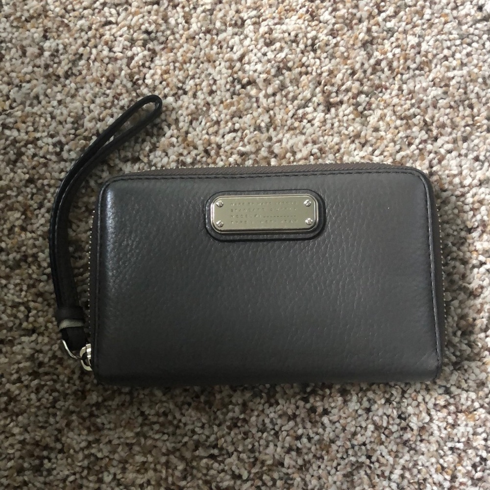 Grey leather Marc Jacobs wristlet
